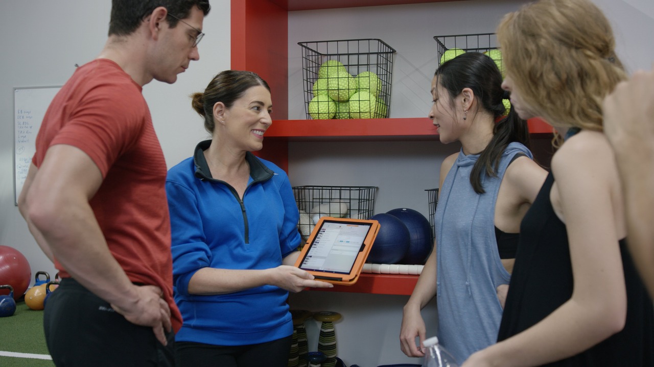 physical therapy EMR software at work